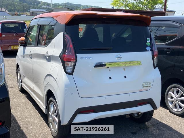 Nissan DAYZ 2019-04 7818756-14
