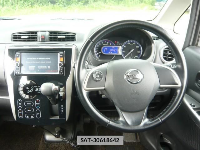 Nissan DAYZ 2014-06 7818777-3