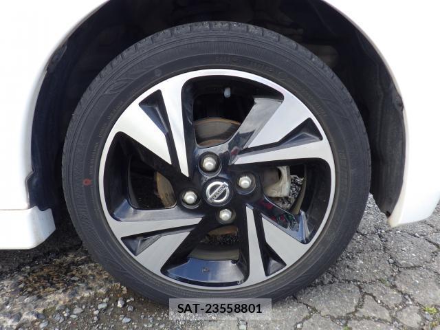 Nissan DAYZ 2019-03 7819556-18