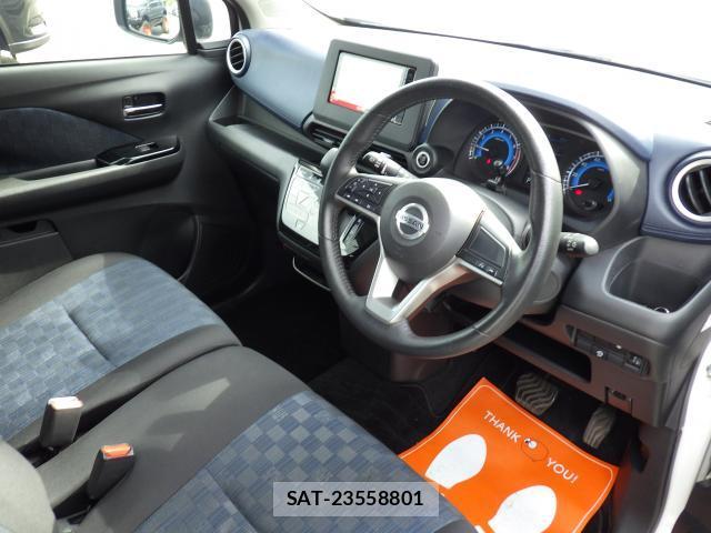 Nissan DAYZ 2019-03 7819556-8