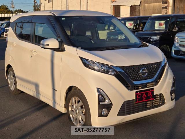 Nissan DAYZ 2019-05 7820125-8
