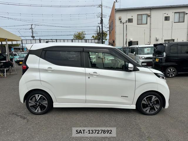 Nissan DAYZ 2019-09 7820179-2