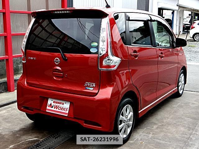 Nissan DAYZ 2016-08 7820762-1
