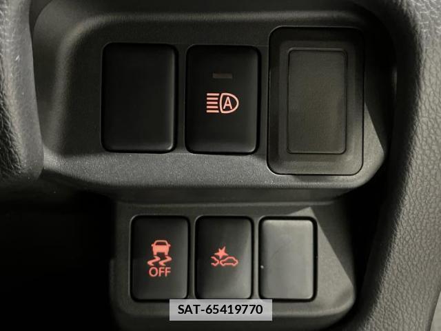 Nissan DAYZ 2017-01 7820928-17