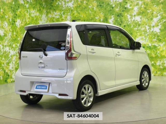 Nissan DAYZ 2017-10 7821064-2