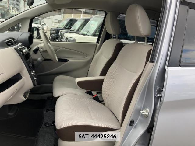 Nissan DAYZ 2017-02 7821991-5