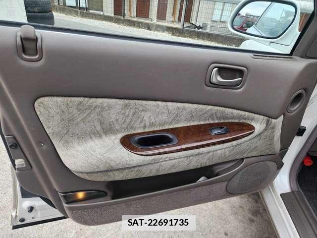 Mitsubishi DEBONAIR 1996-03 7812996-7