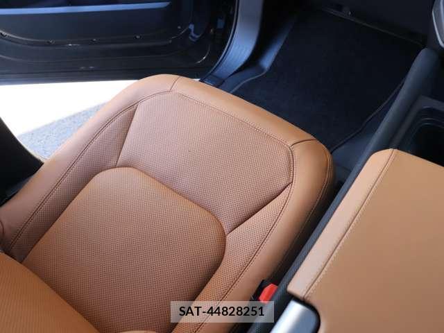 Land Rover DEFENDER 2023-12 7811804-18