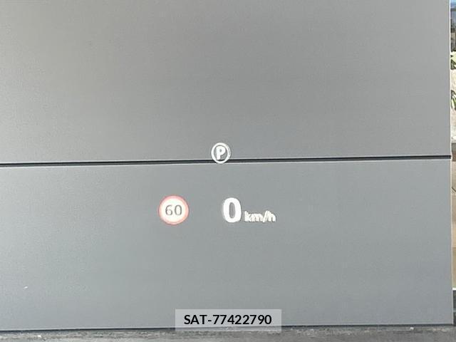 Land Rover DEFENDER 2023-07 7812440-6