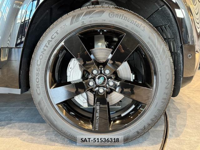 Land Rover DEFENDER 2024-08 7812716-1