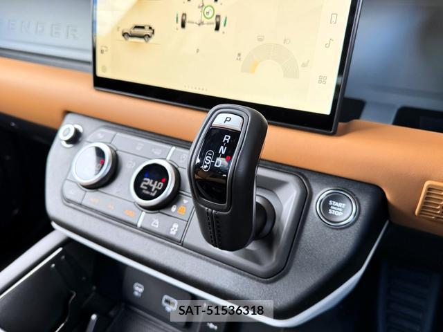 Land Rover DEFENDER 2024-08 7812716-10