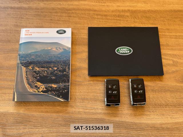 Land Rover DEFENDER 2024-08 7812716-15