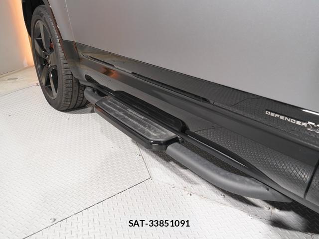 Land Rover DEFENDER 2024-03 7815853-8