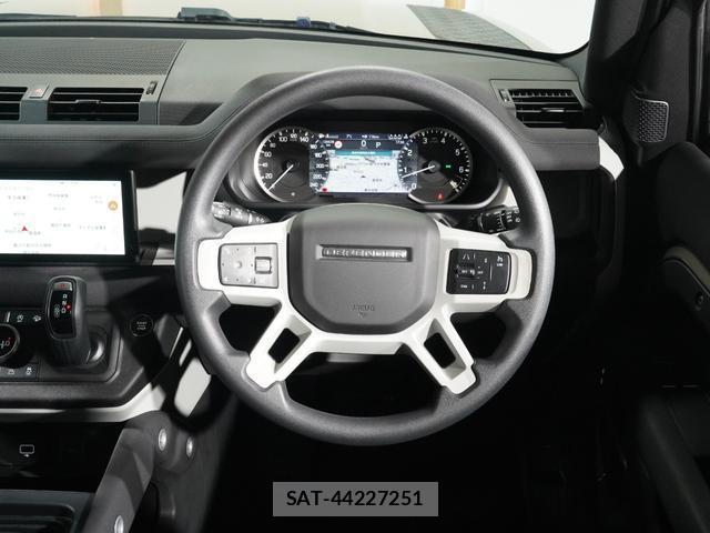 Land Rover DEFENDER 2023-03 7815859-6