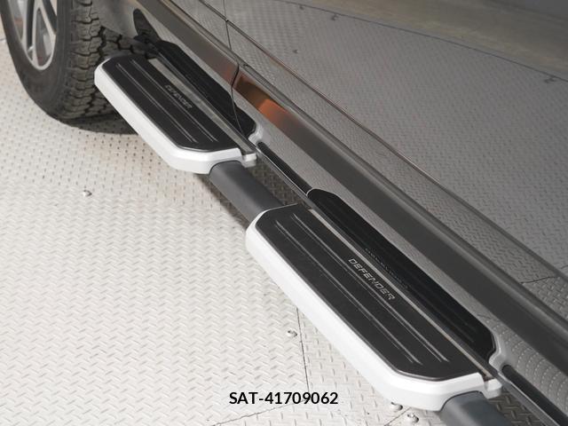 Land Rover DEFENDER 2024-03 7815860-7