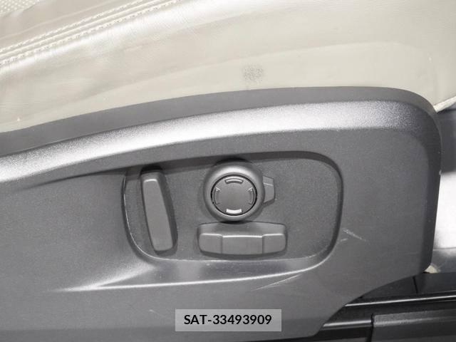 Land Rover DEFENDER 2021-03 7815862-17