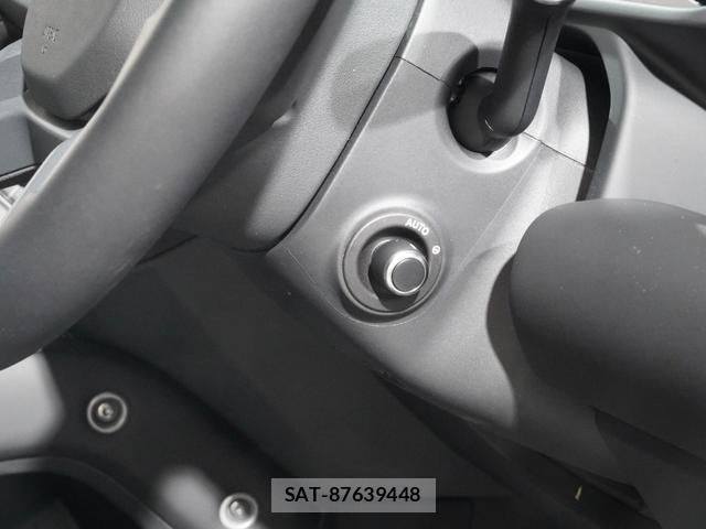 Land Rover DEFENDER 2024-03 7815863-18