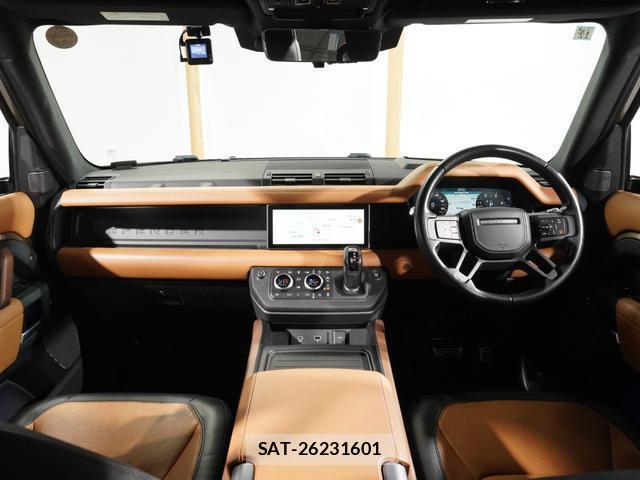 Land Rover DEFENDER 2021-06 7815866-1