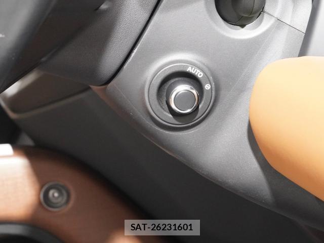 Land Rover DEFENDER 2021-06 7815866-12