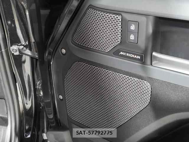 Land Rover DEFENDER 2024-08 7815871-3