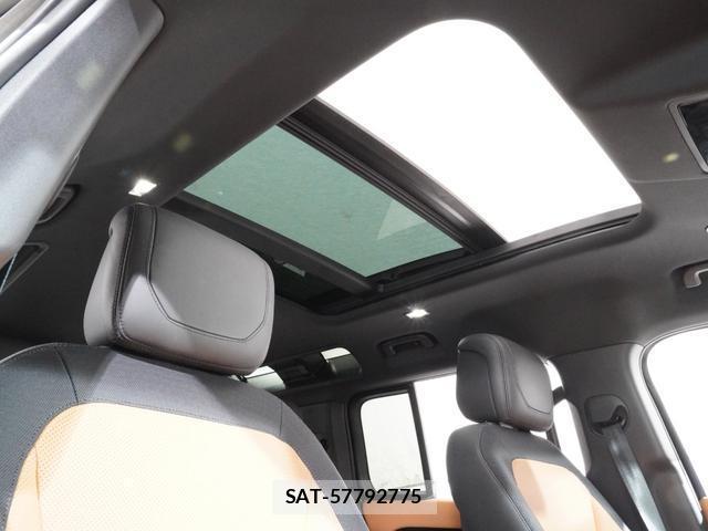 Land Rover DEFENDER 2024-08 7815871-6