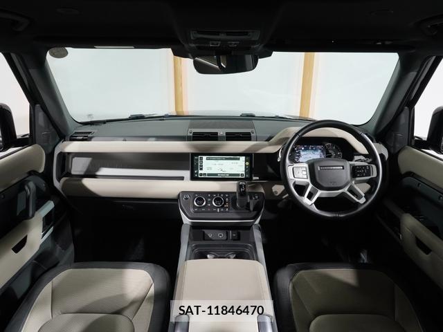 Land Rover DEFENDER 2022-08 7815872-1