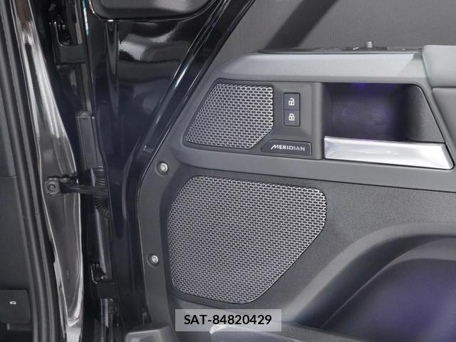 Land Rover DEFENDER 2024-01 7815875-9