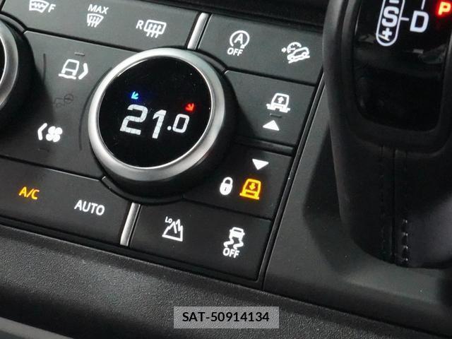 Land Rover DEFENDER 2024-06 7815877-3