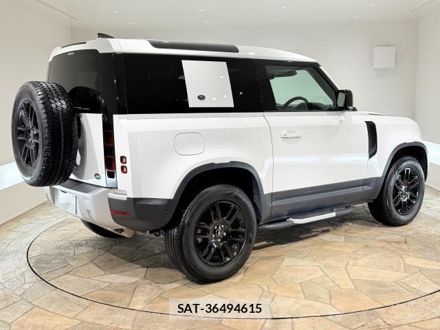 Land Rover DEFENDER 2022-01 7817730-2