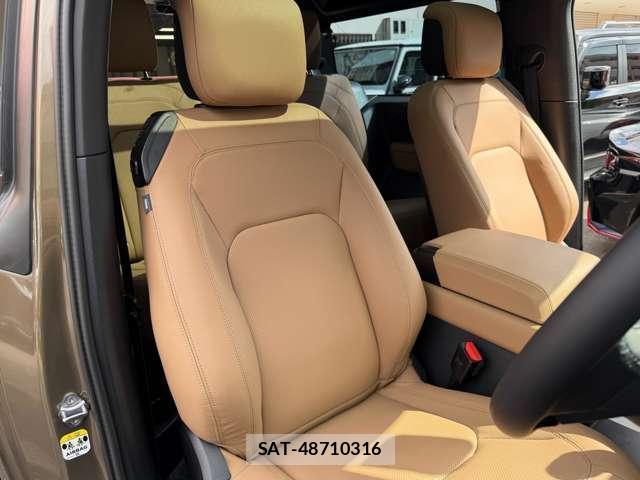Land Rover DEFENDER 2025-11 7818727-2