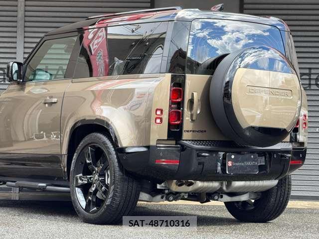 Land Rover DEFENDER 2025-11 7818727-6