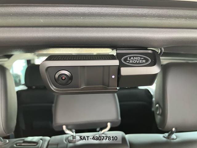 Land Rover DEFENDER 2023-06 7820072-18