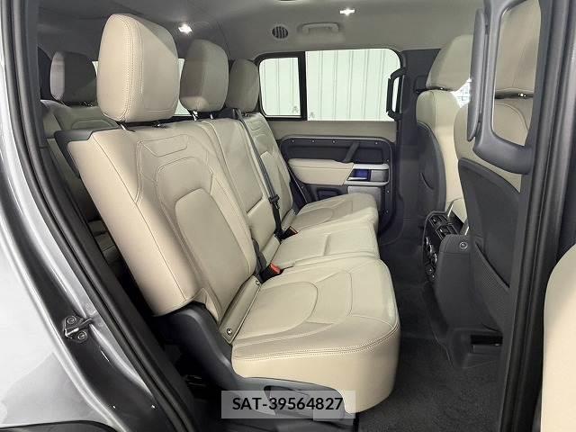 Land Rover DEFENDER 2023-08 7823220-7