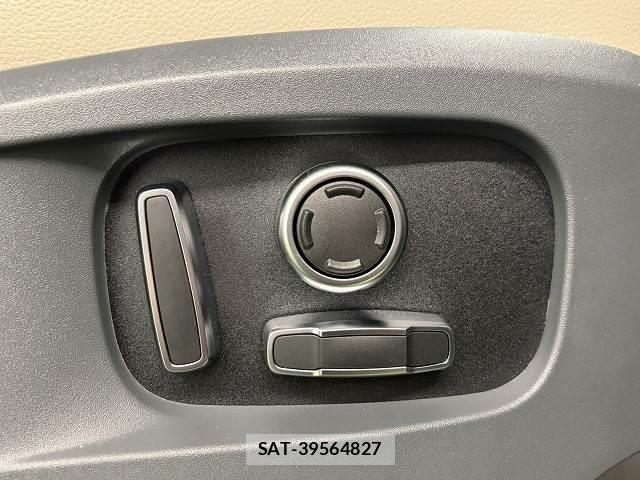 Land Rover DEFENDER 2023-08 7823220-8