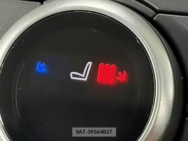 Land Rover DEFENDER 2023-08 7823220-9