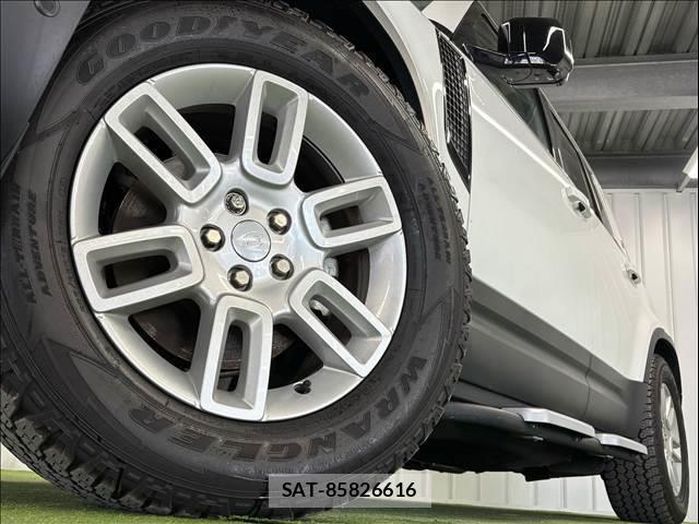 Land Rover DEFENDER 2021-03 7823235-18