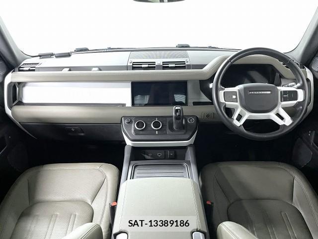 Land Rover DEFENDER 2021-06 7823359-2