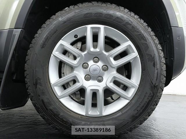 Land Rover DEFENDER 2021-06 7823359-8