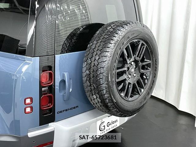 Land Rover DEFENDER 2023-04 7823366-14