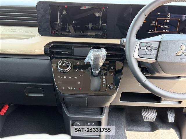 Mitsubishi DELICA MINI 2025-10 7814342-18