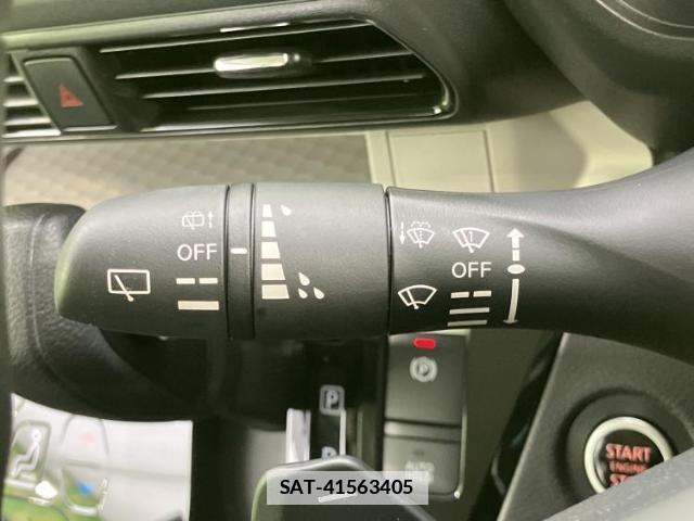 Mitsubishi DELICA MINI 2023-11 7816397-16