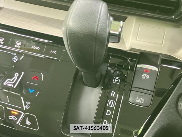 Mitsubishi DELICA MINI 2023-11 7816397-17