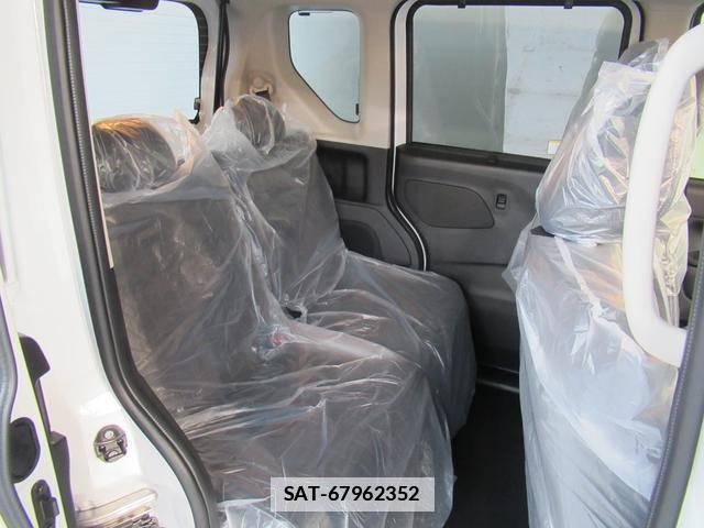 Mitsubishi DELICA MINI 2024-11 7820298-14