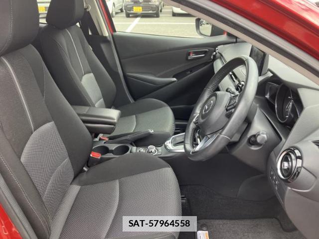 Mazda DEMIO 2018-03 7818167-3