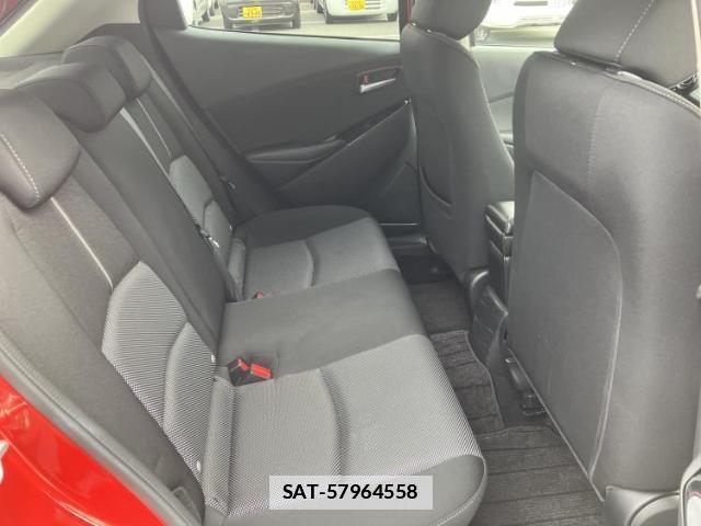 Mazda DEMIO 2018-03 7818167-4