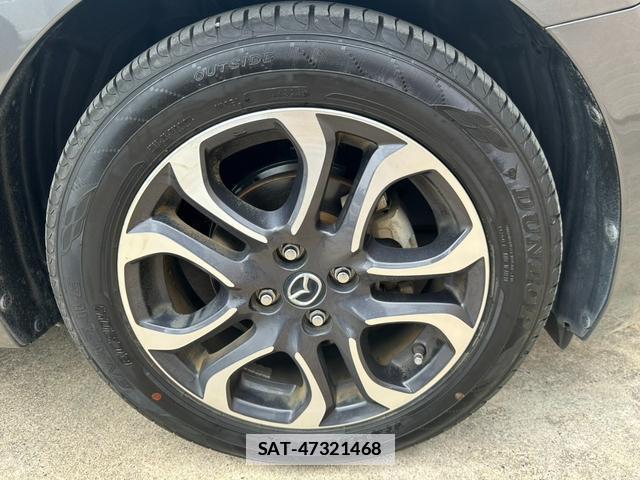 Mazda DEMIO 2017-08 7819779-19