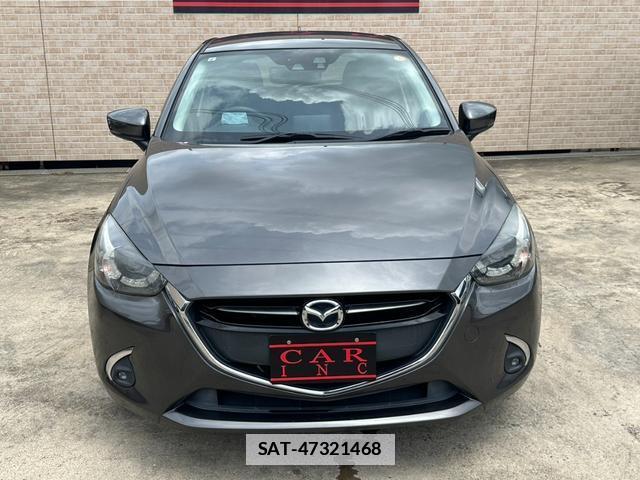 Mazda DEMIO 2017-08 7819779-3