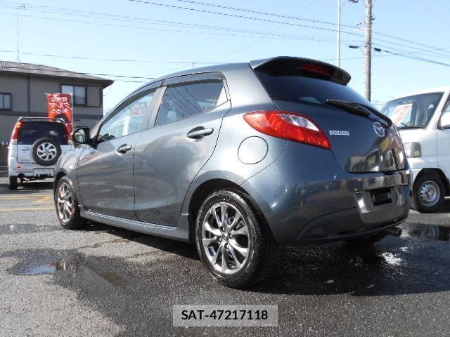 Mazda DEMIO 2010-11 7820391-14