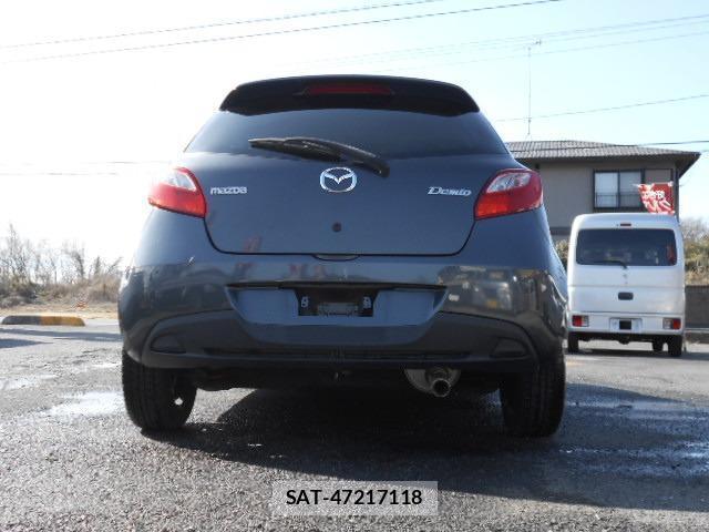 Mazda DEMIO 2010-11 7820391-2