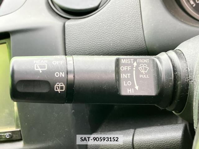 Mazda DEMIO 2013-04 7820976-15
